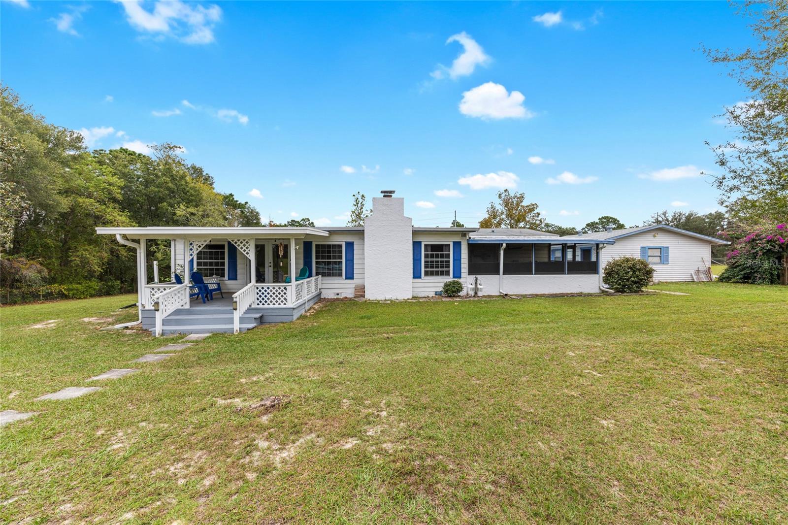 LEISURE ACRES UNIT 01 - Residential