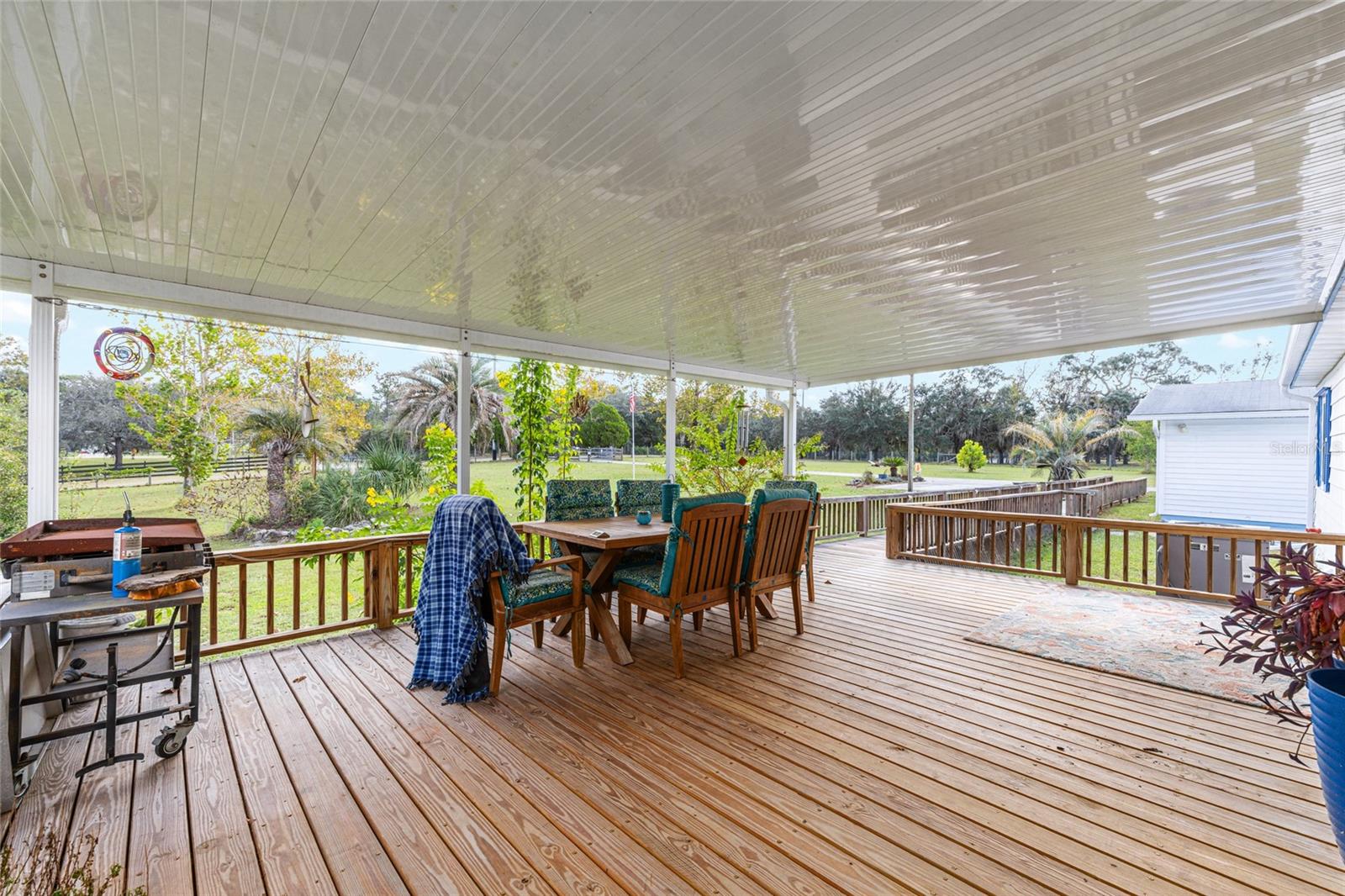 LEISURE ACRES UNIT 01 - Residential