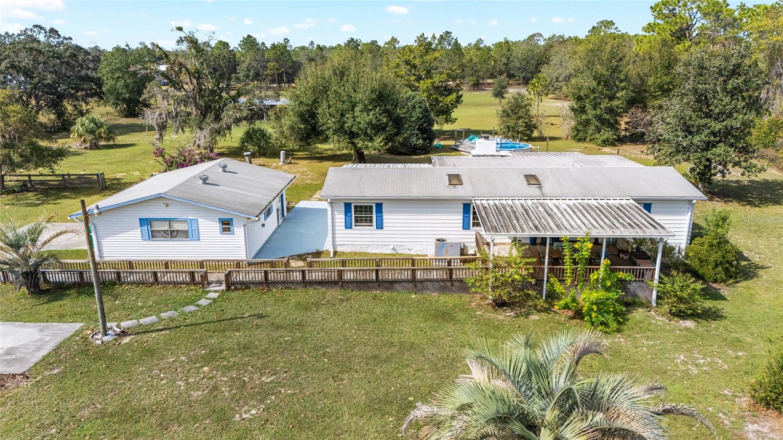 LEISURE ACRES UNIT 01 - Residential