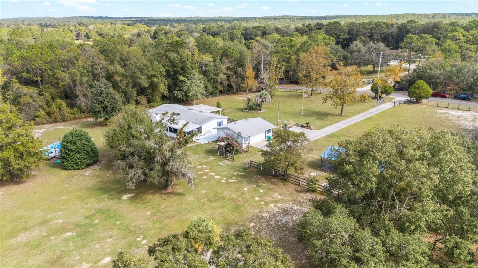 LEISURE ACRES UNIT 01 - Residential