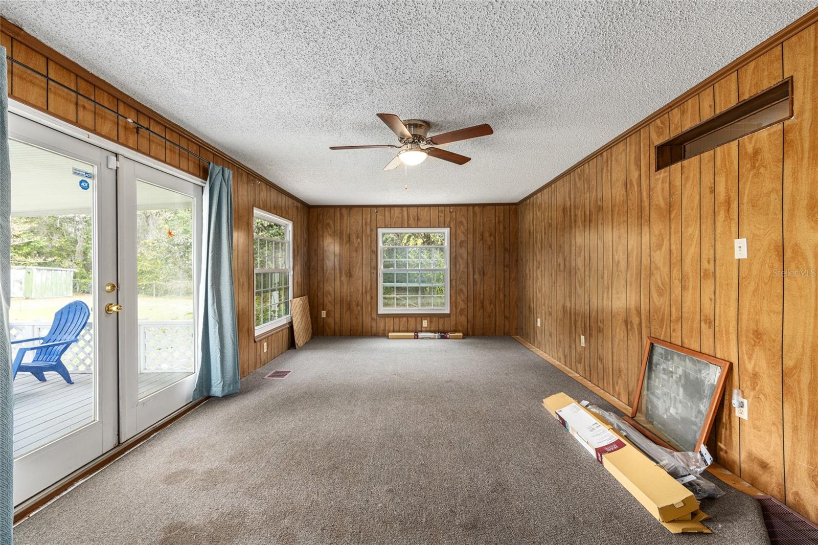 LEISURE ACRES UNIT 01 - Residential