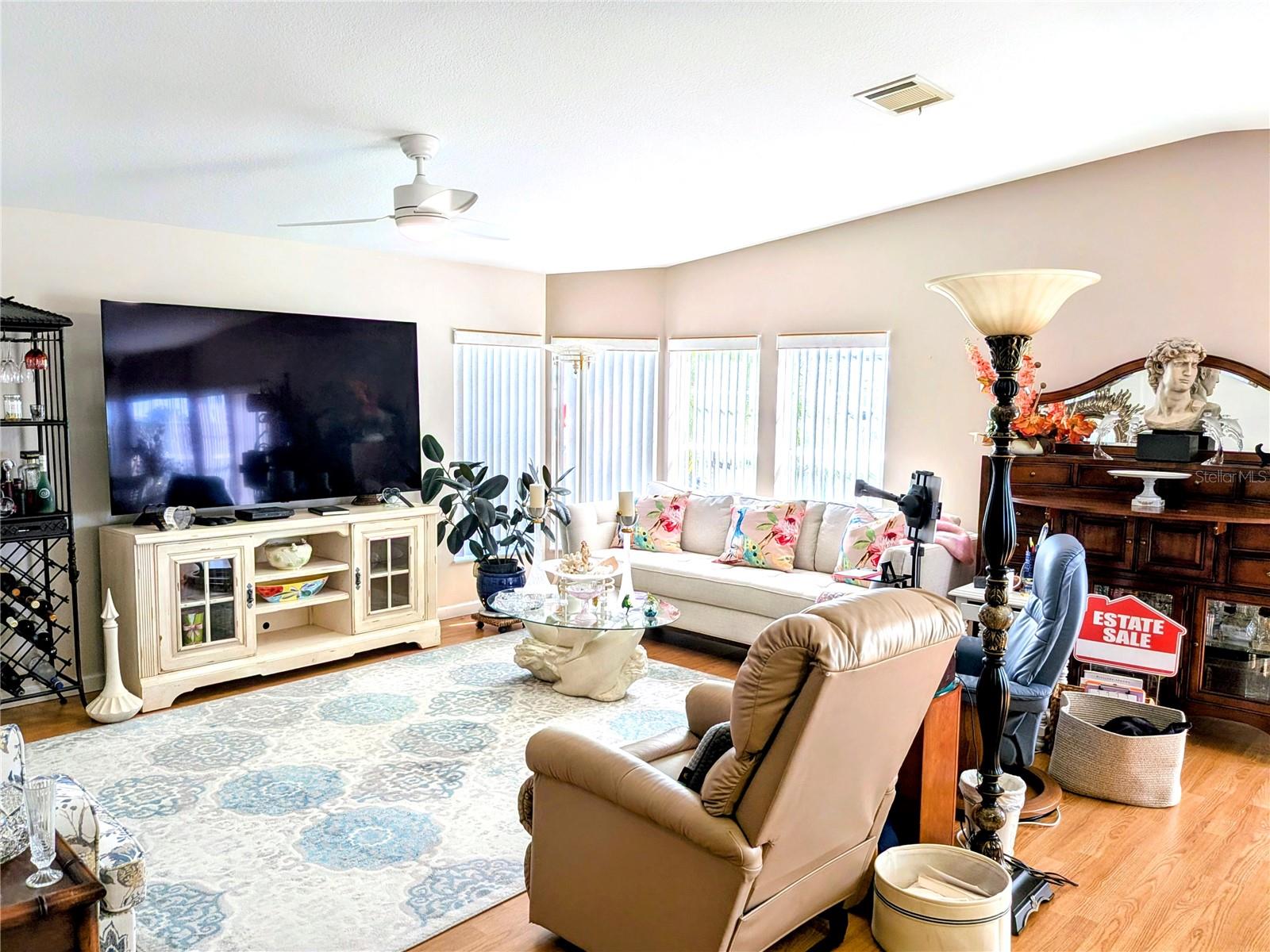 SUNSET PALMS UNREC - Residential