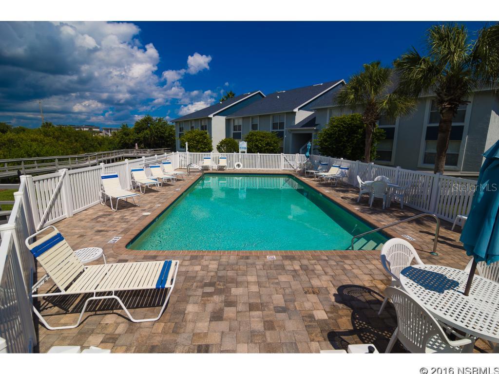 Kiawah Bay Condo Unit 101 - Residential