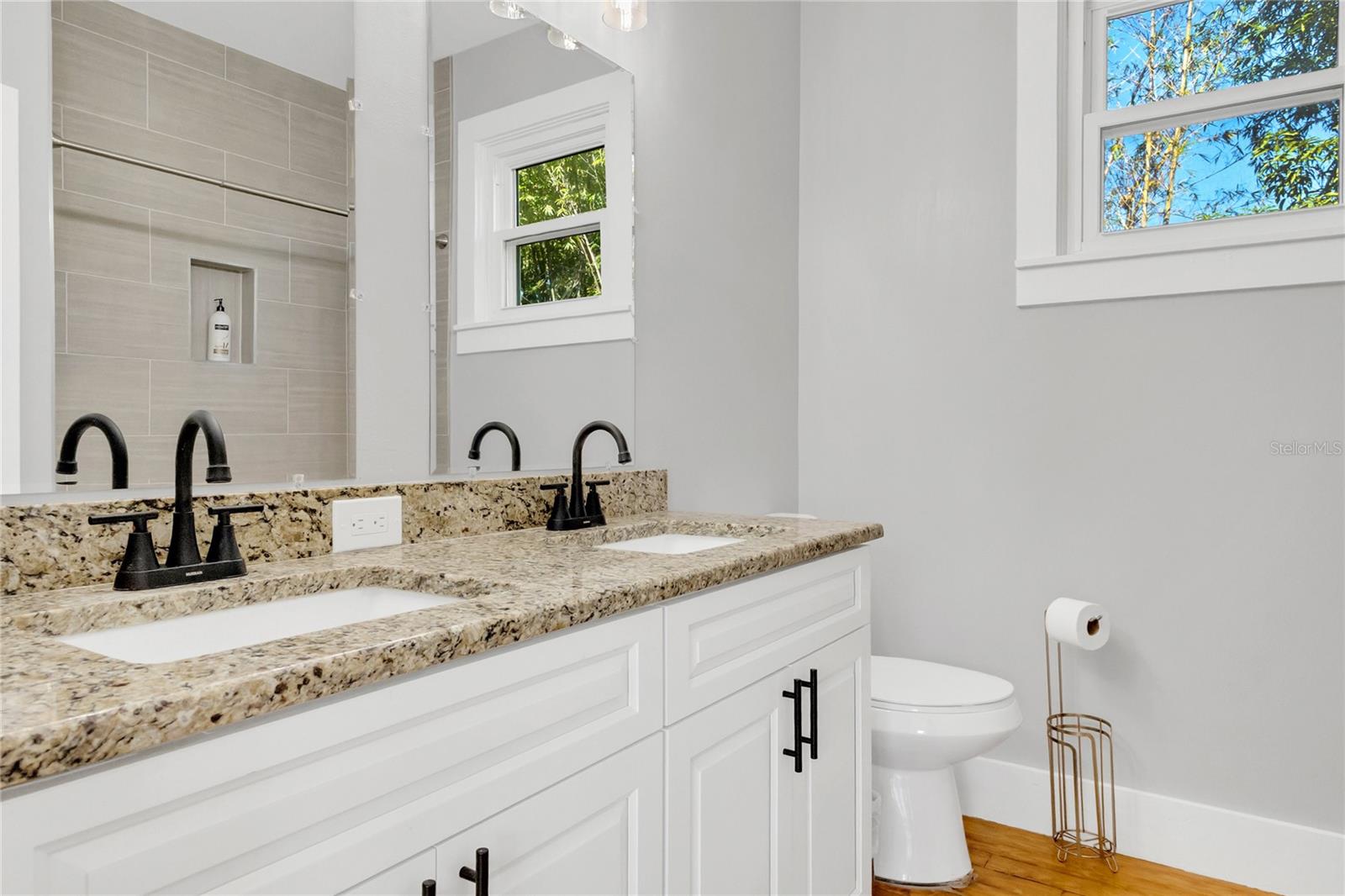 WINDERMERE TOWN - Residential