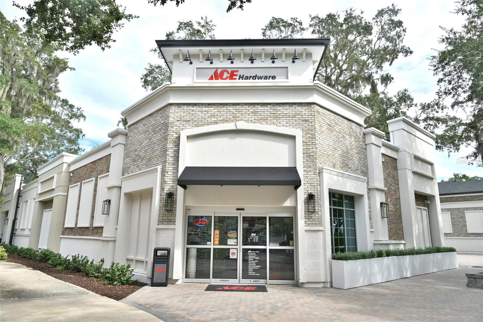 WINDERMERE TOWN - Residential