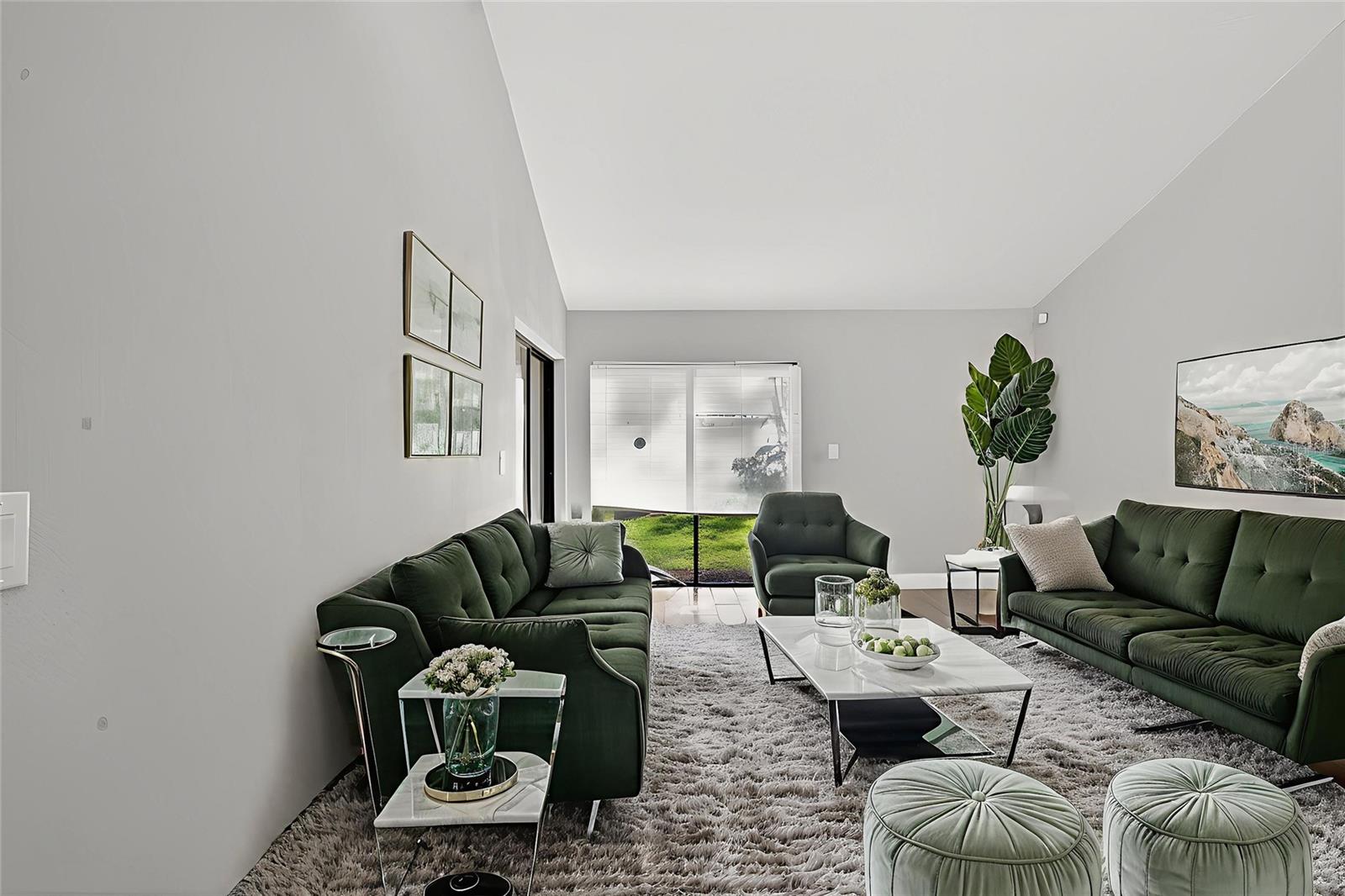 LAKE OF THE WOODS SEC 05 TWNHS - Residential