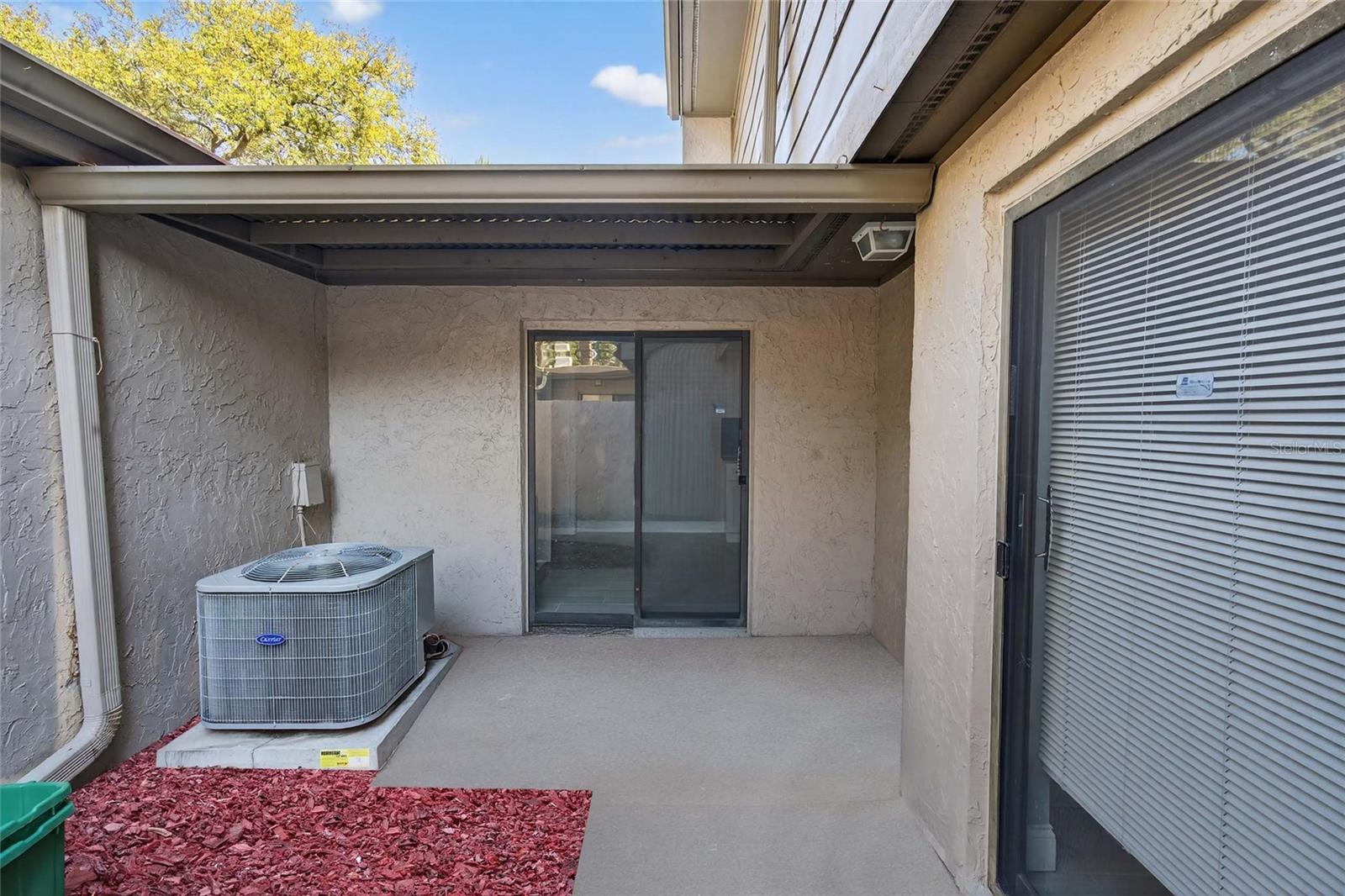 LAKE OF THE WOODS SEC 05 TWNHS - Residential