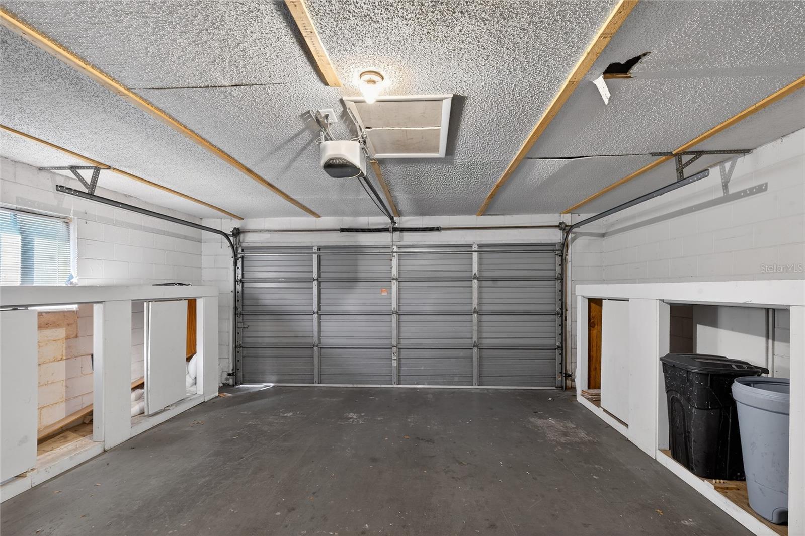 LAKE OF THE WOODS SEC 05 TWNHS - Residential