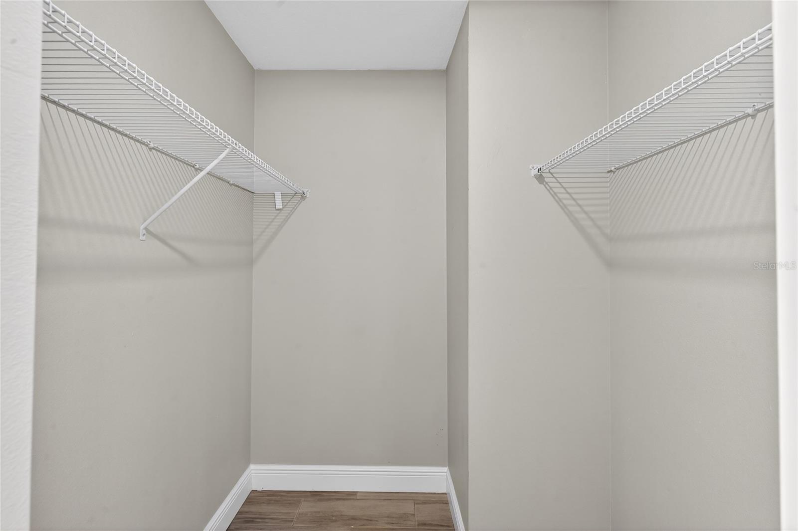 LAKE OF THE WOODS SEC 05 TWNHS - Residential