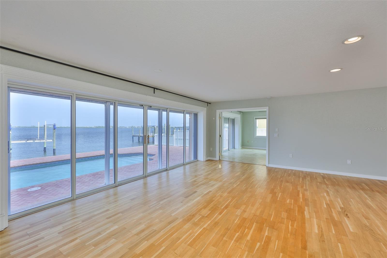 PALMETTO SKYWAY REP - Residential