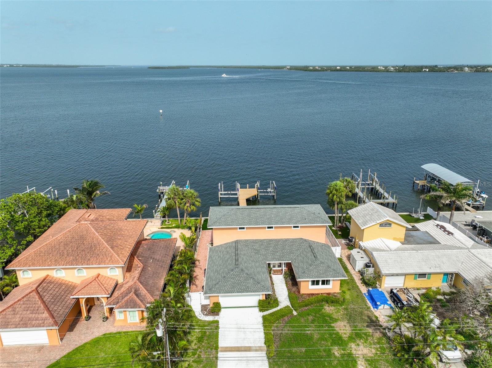 4823 ARLINGTON ROAD
