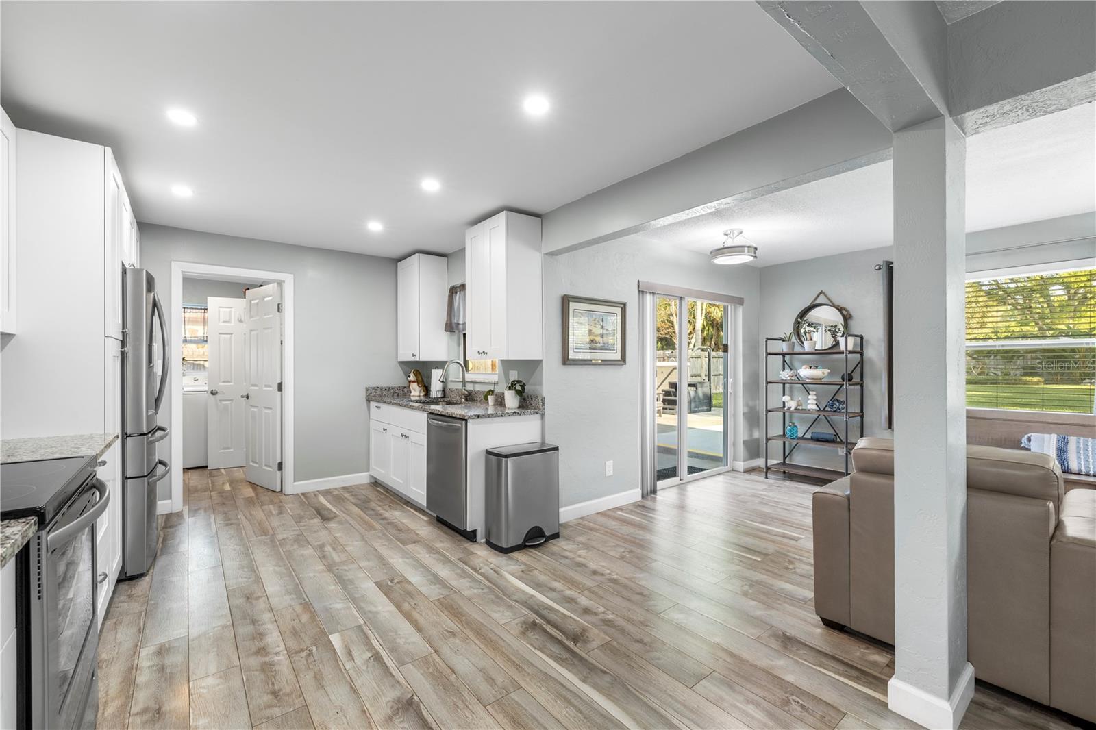 CANTERBURY CHASE - Residential