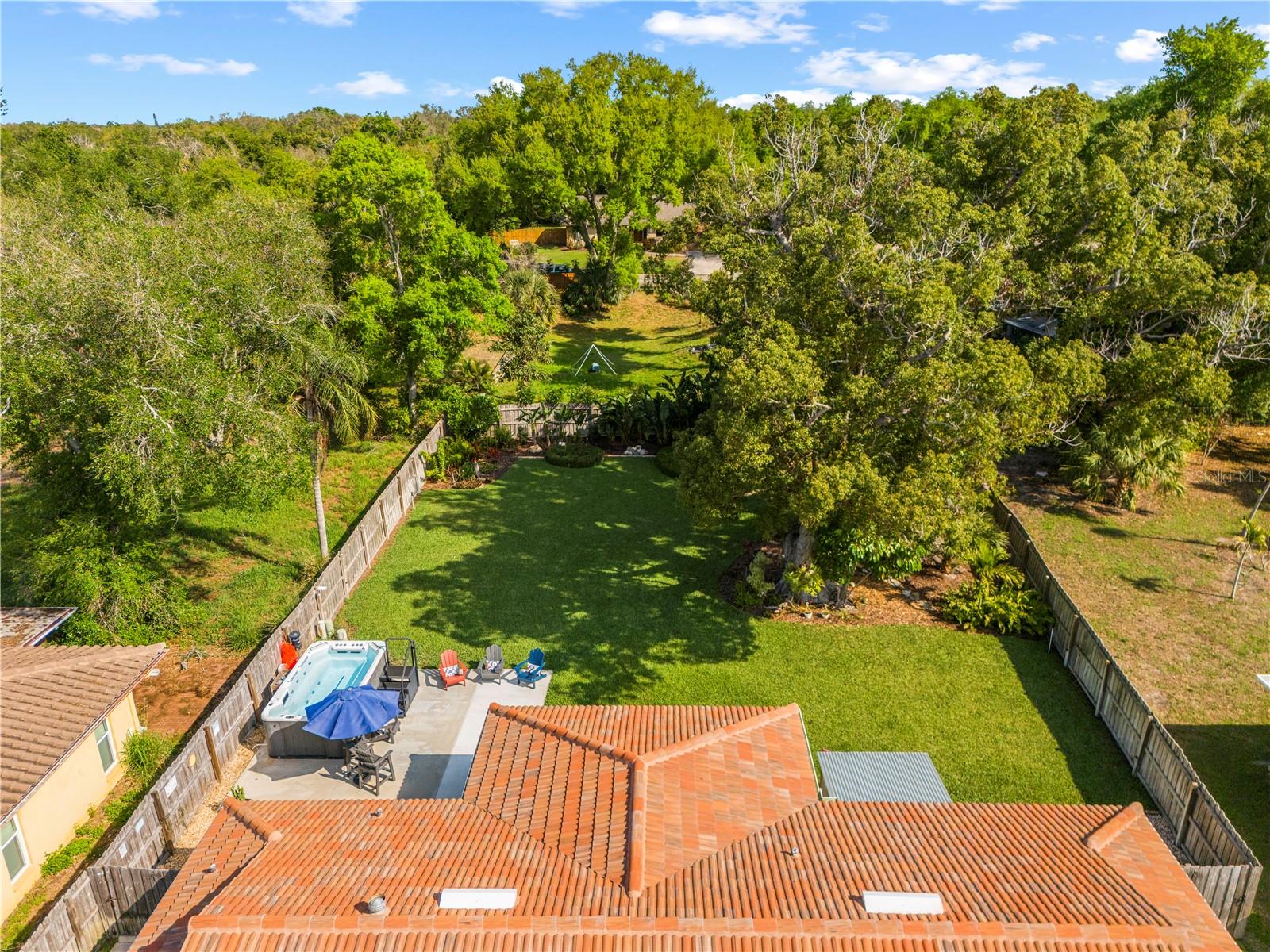 CANTERBURY CHASE - Residential