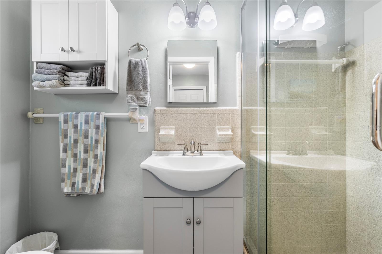 CANTERBURY CHASE - Residential