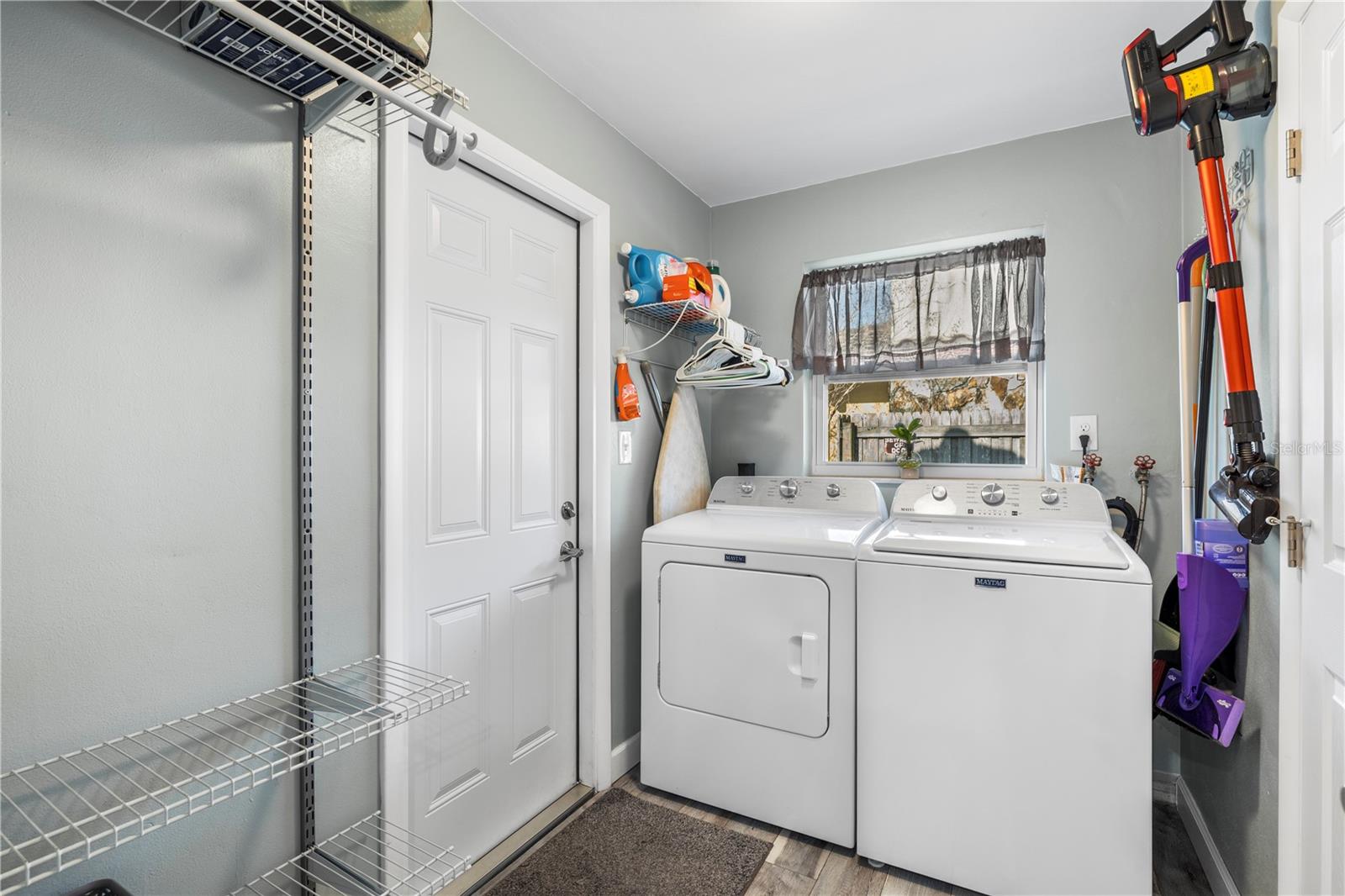 CANTERBURY CHASE - Residential