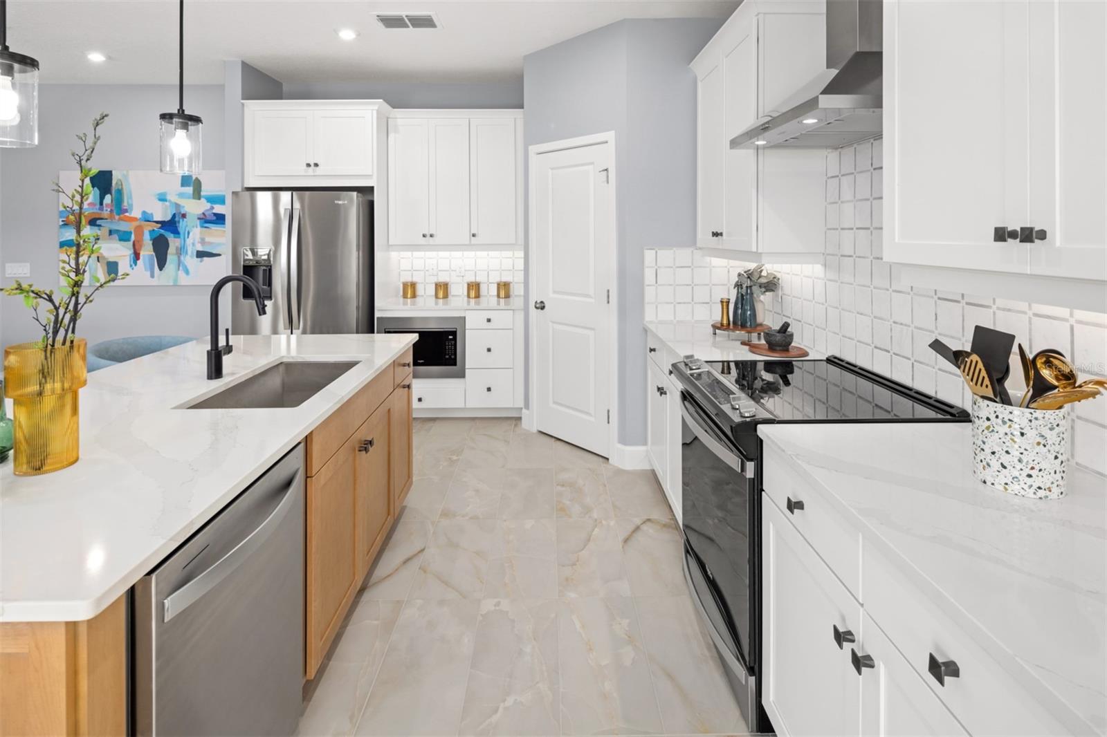 2651 GINGSENG IVY STREET