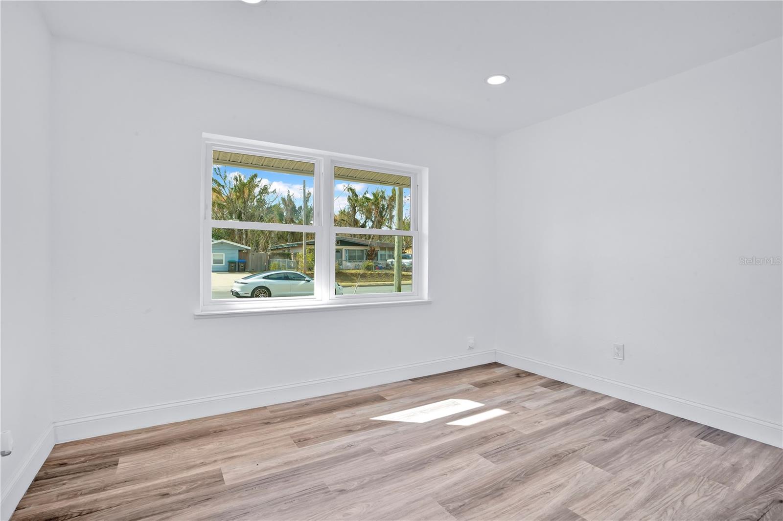 TROPICAL PARK - Residential