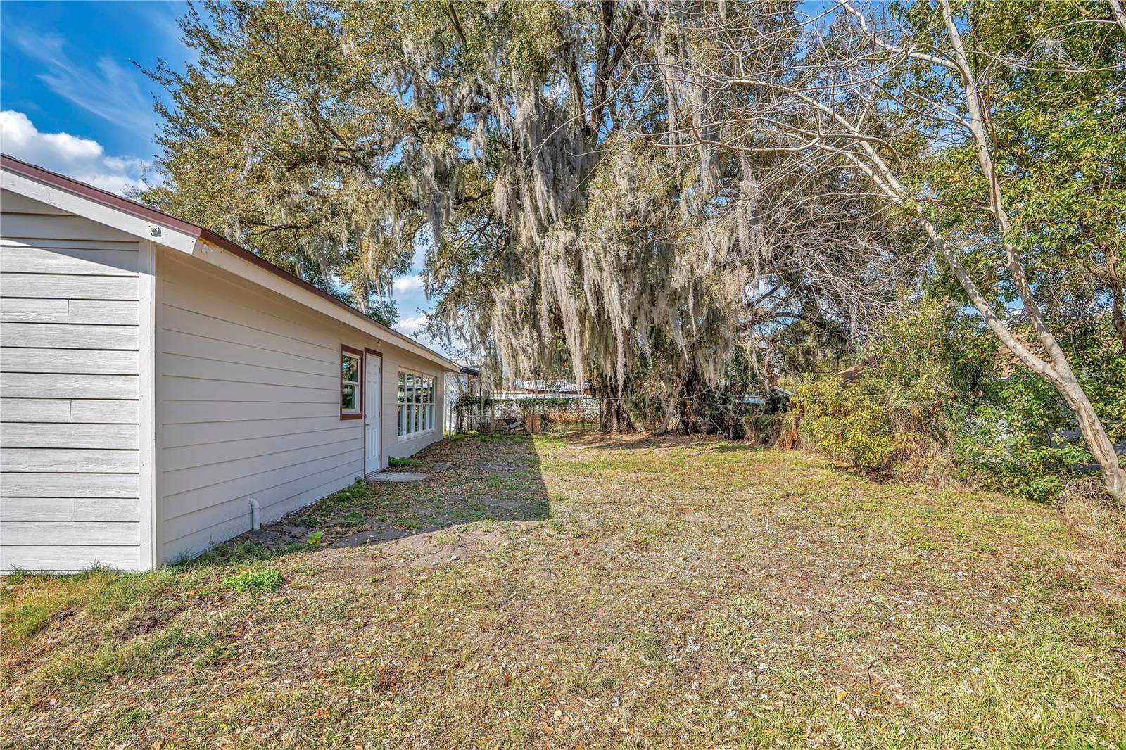 TROPICAL PARK - Residential