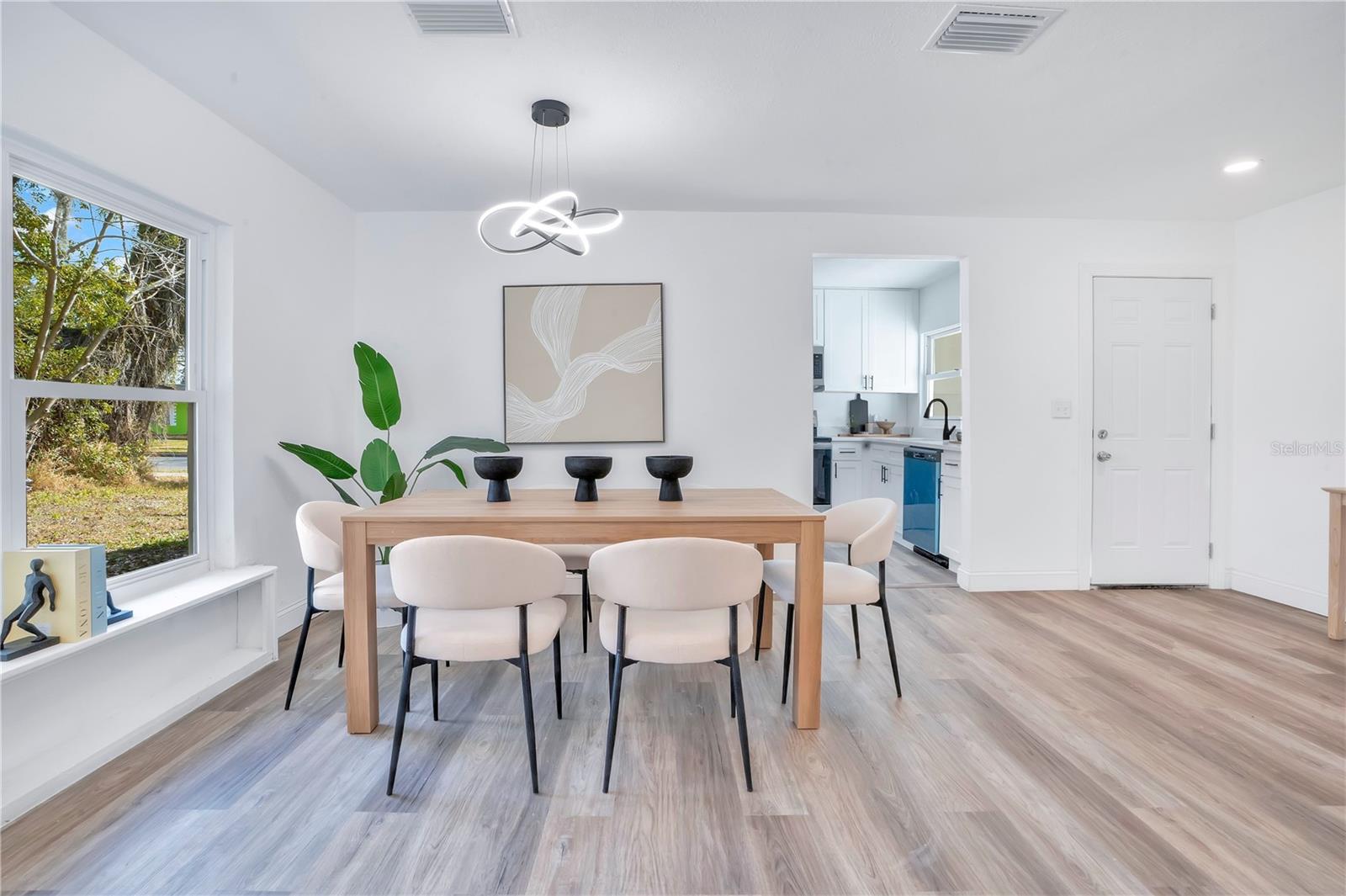 TROPICAL PARK - Residential