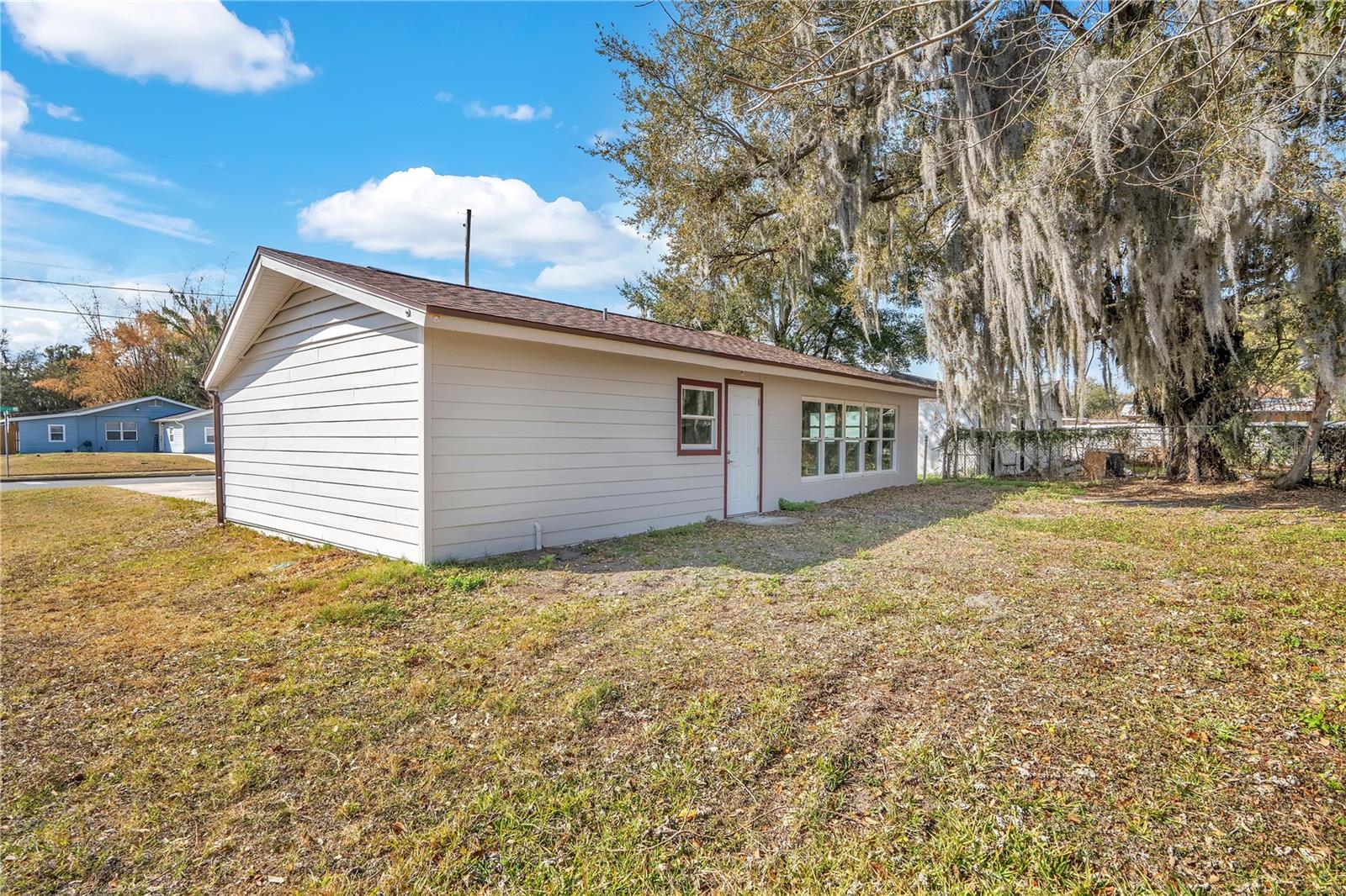 TROPICAL PARK - Residential