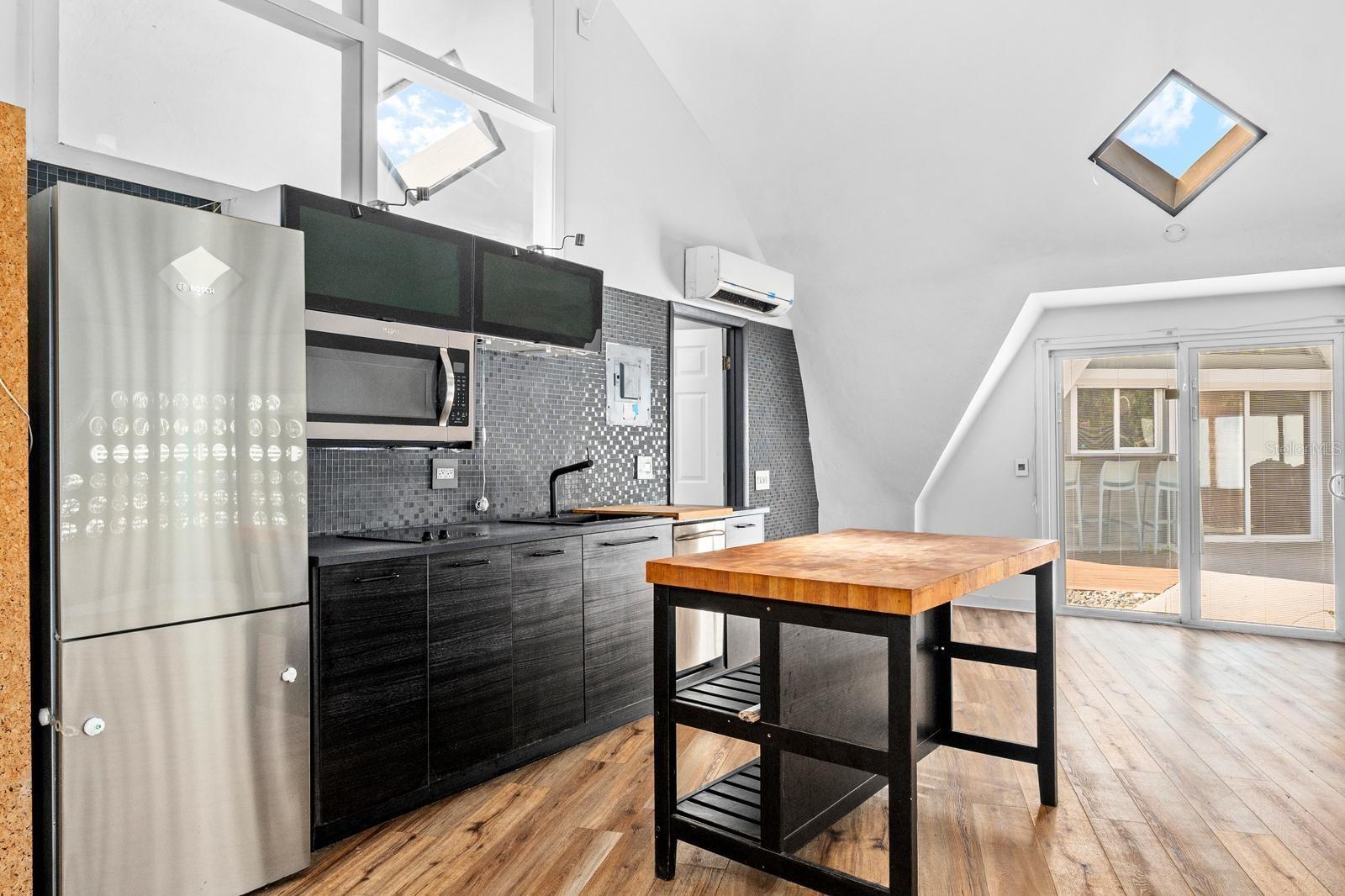 BROADWATER BAYVIEW ESTATE - Residential