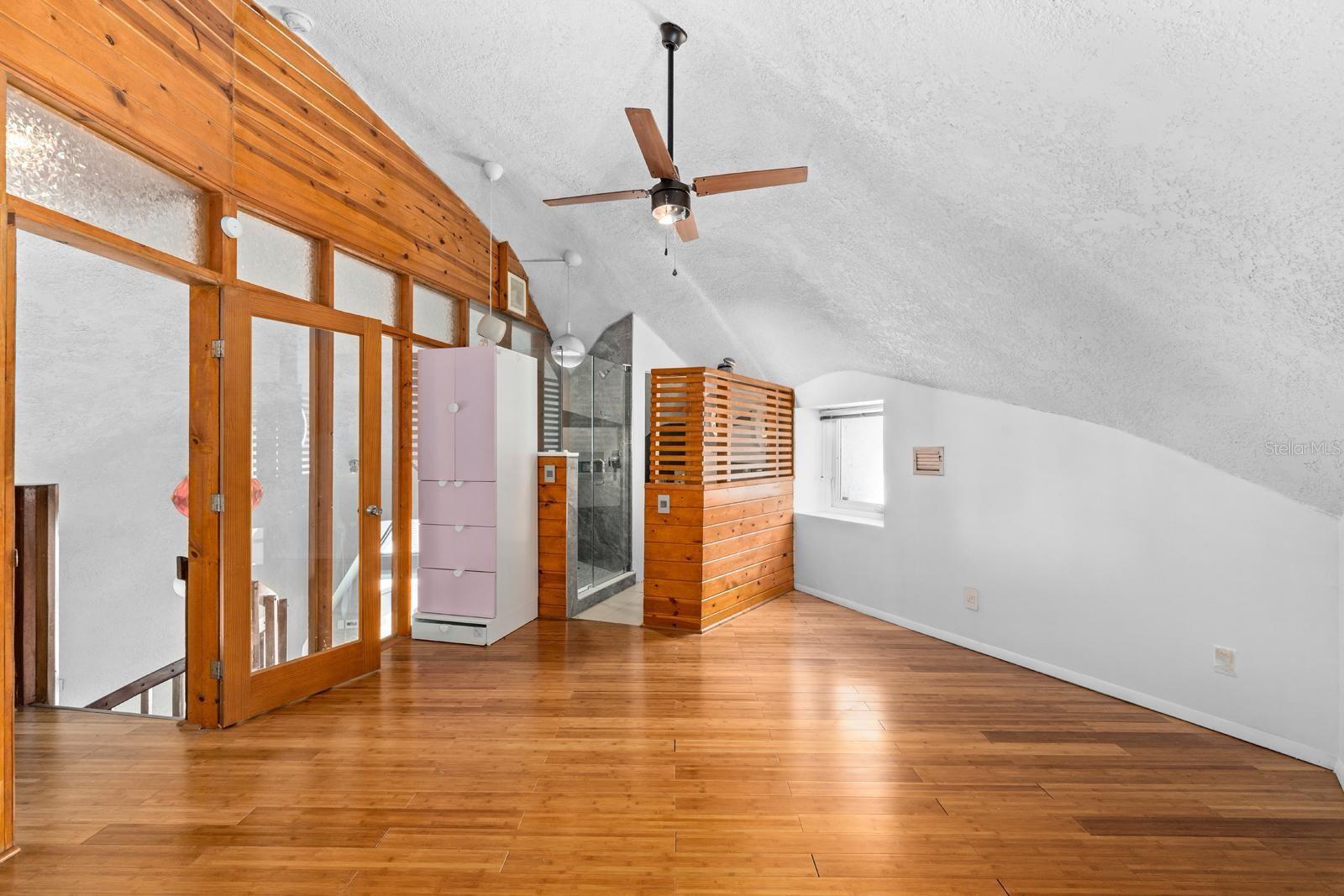 BROADWATER BAYVIEW ESTATE - Residential