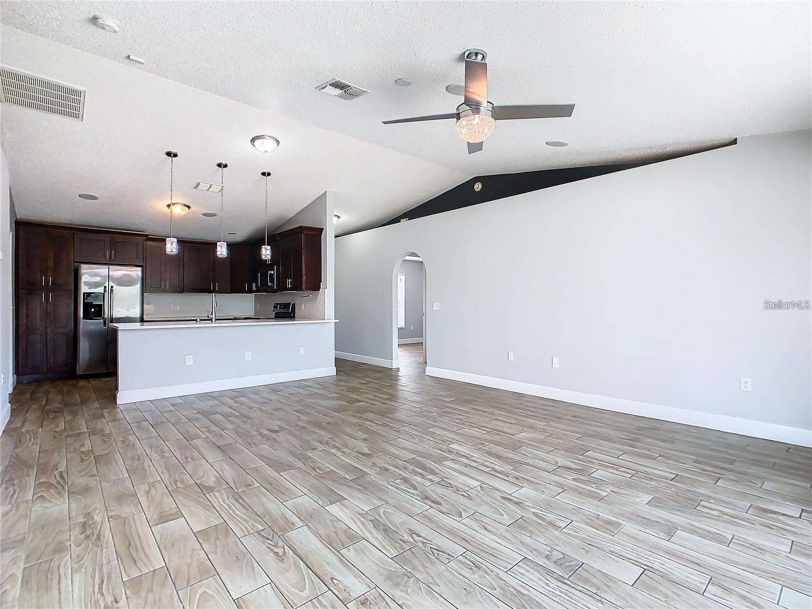 WINDMILL POINT UNIT 3B - Residential