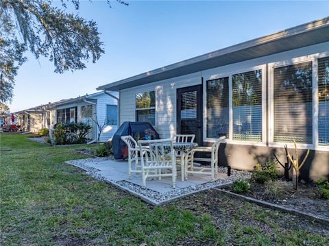 A home in LAKELAND