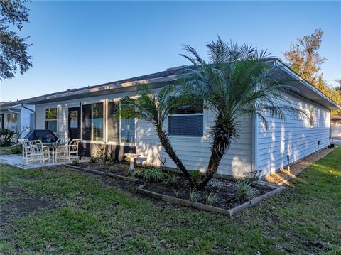 A home in LAKELAND