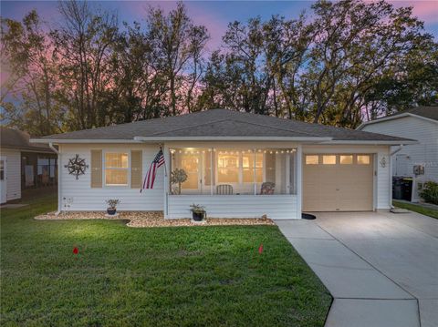 A home in LAKELAND