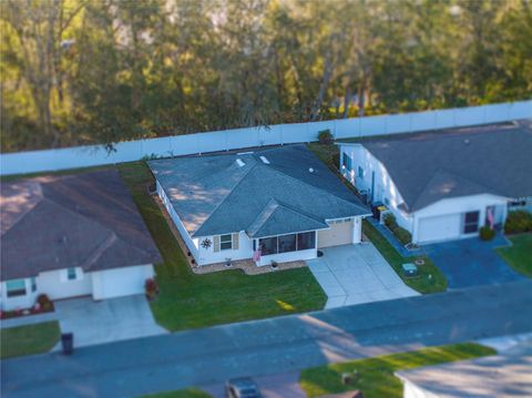 A home in LAKELAND