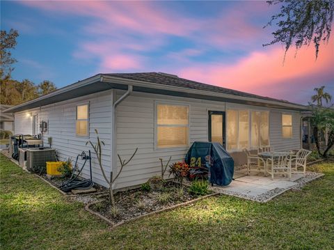 A home in LAKELAND