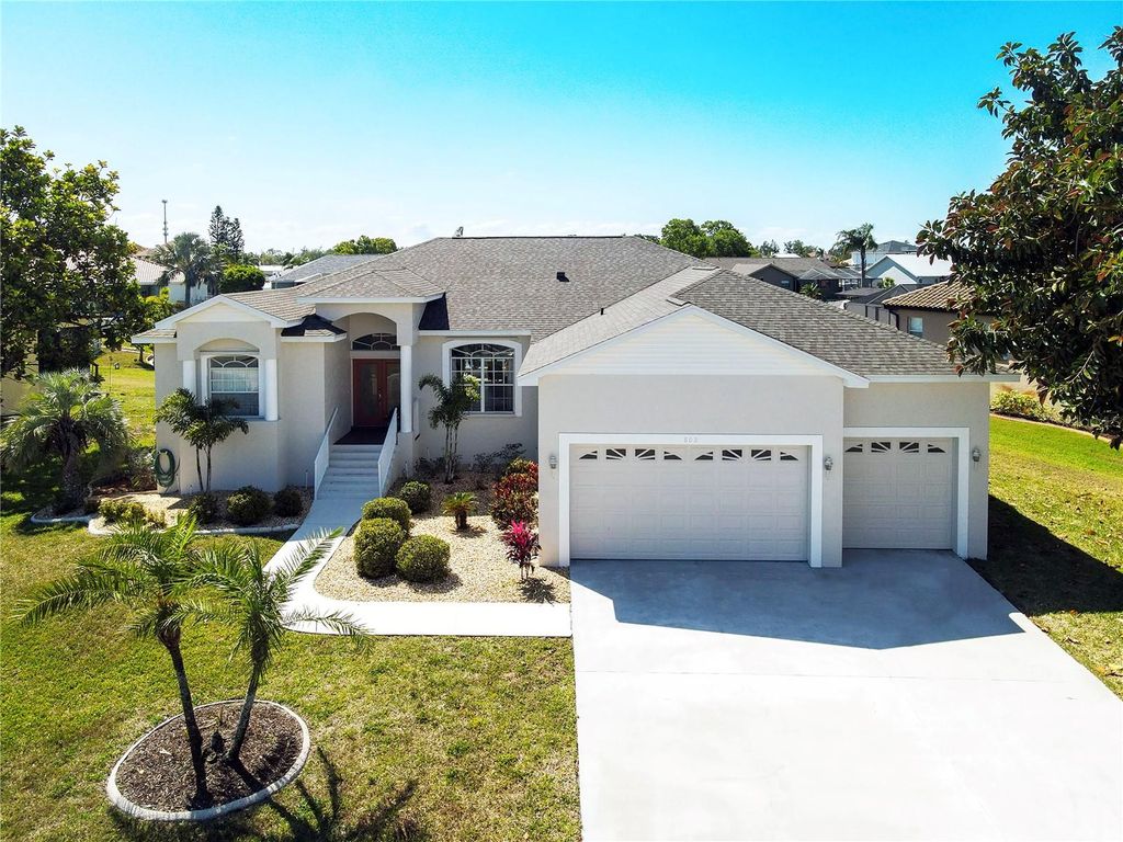 Photo of 802 Eagle Lane, Apollo Beach, FL 33572 (MLS # G5096103)
