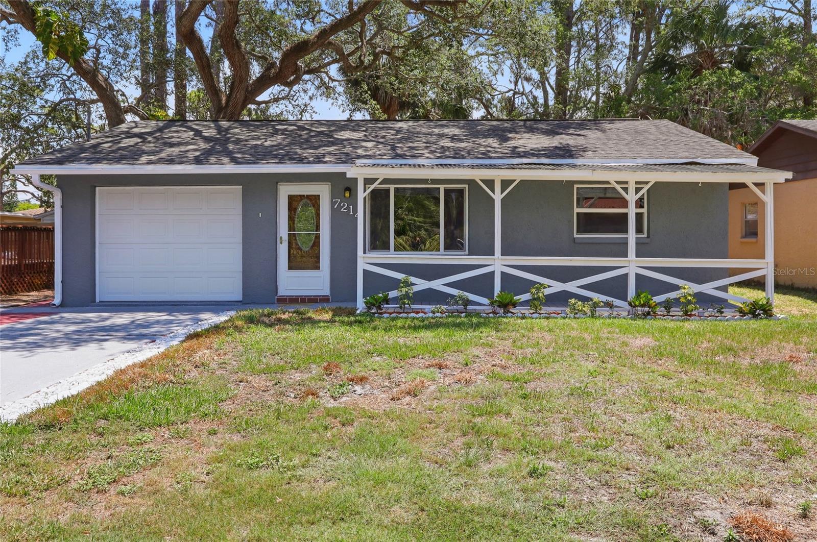 GULF COAST ESTATES - Residential