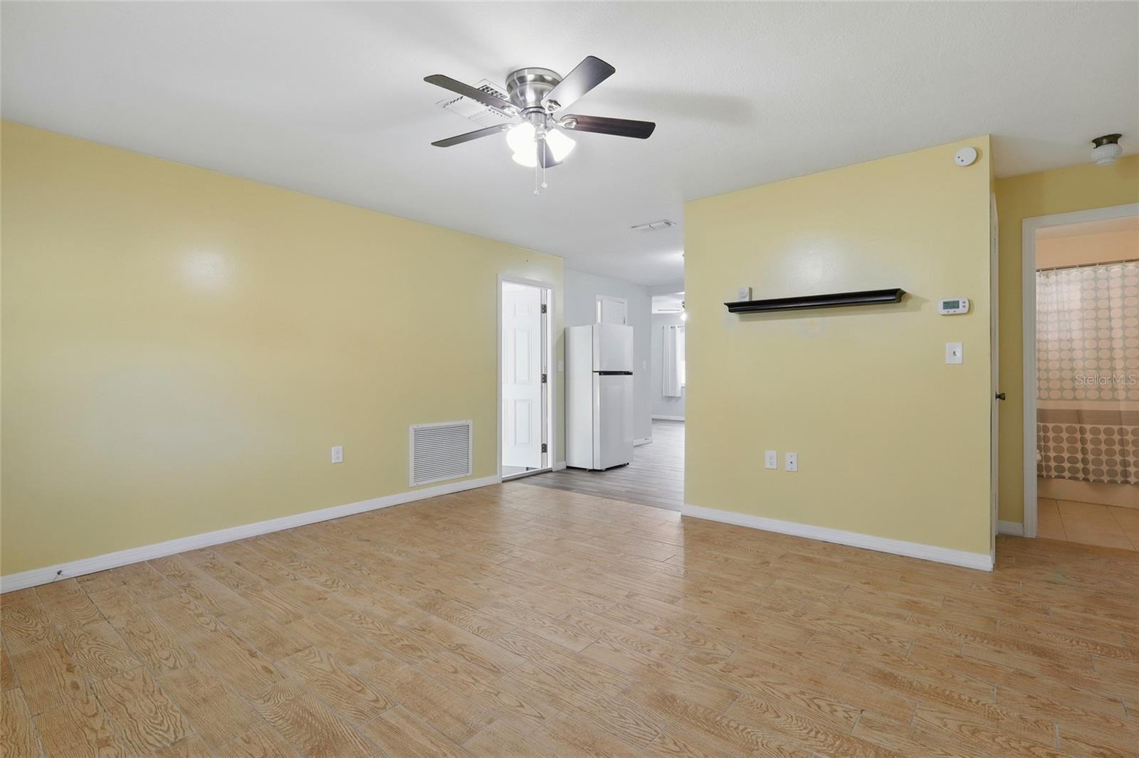 GULF COAST ESTATES - Residential