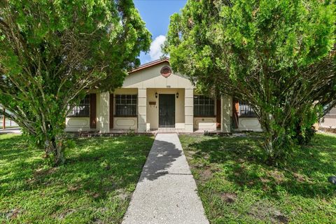 A home in TAMPA