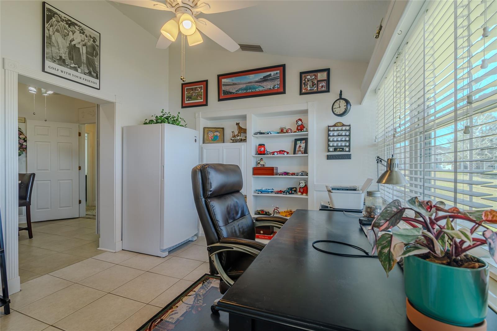 OCALA PALMS - Residential