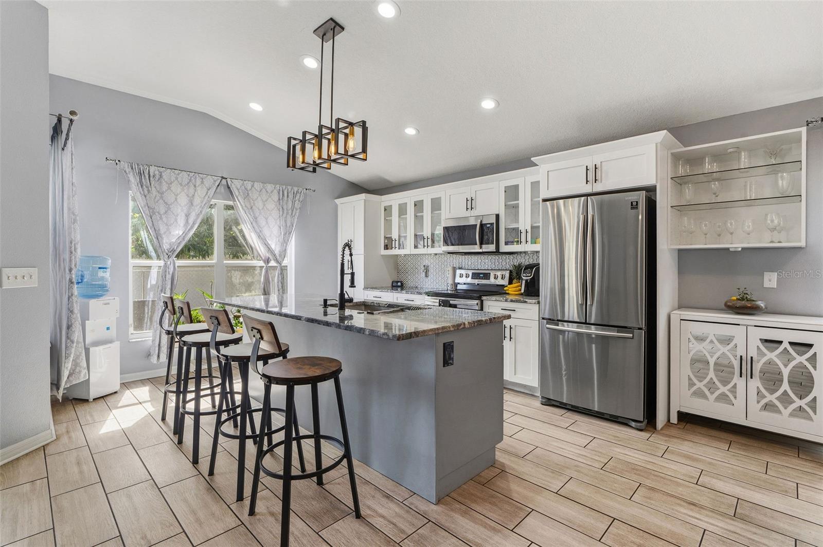 ARBOR RIDGE - Residential