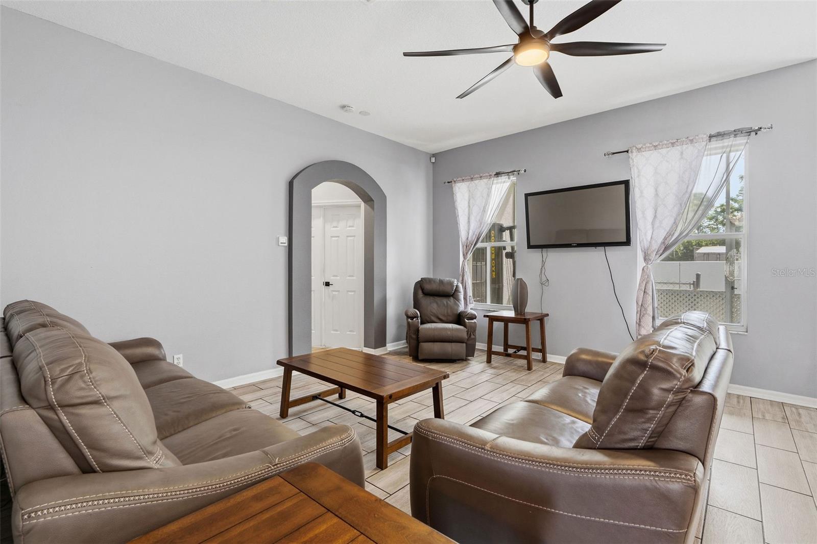 ARBOR RIDGE - Residential