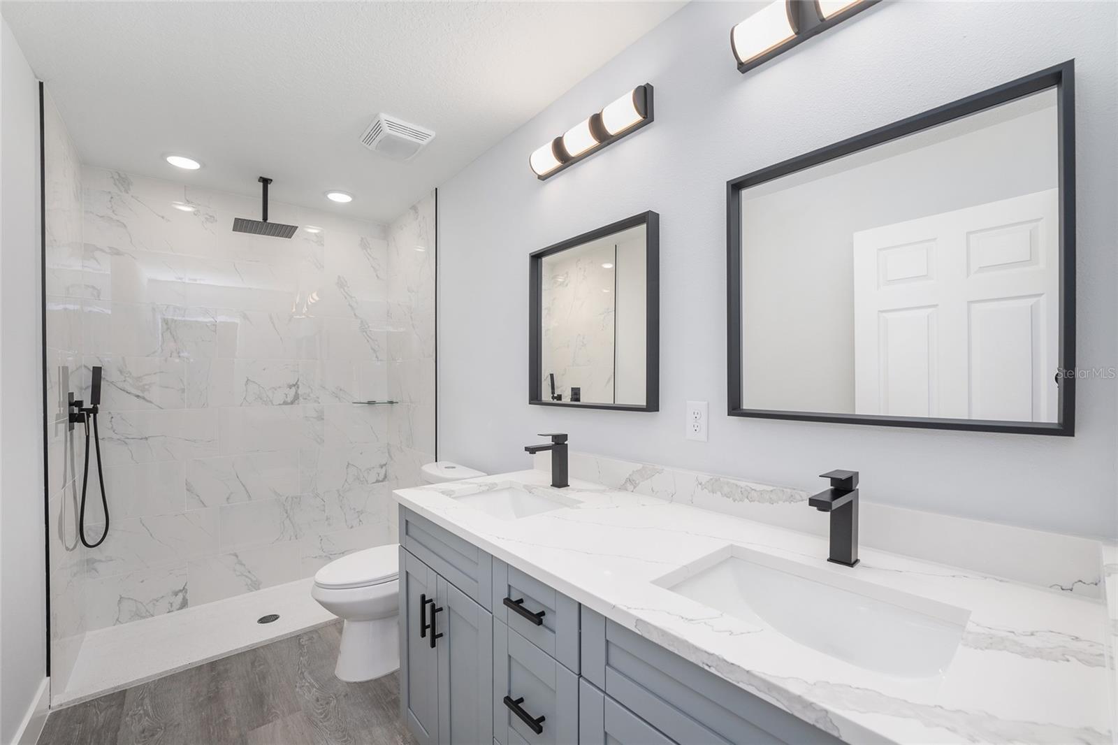 RAINBOW LAKES ESTATES SEC O - Residential