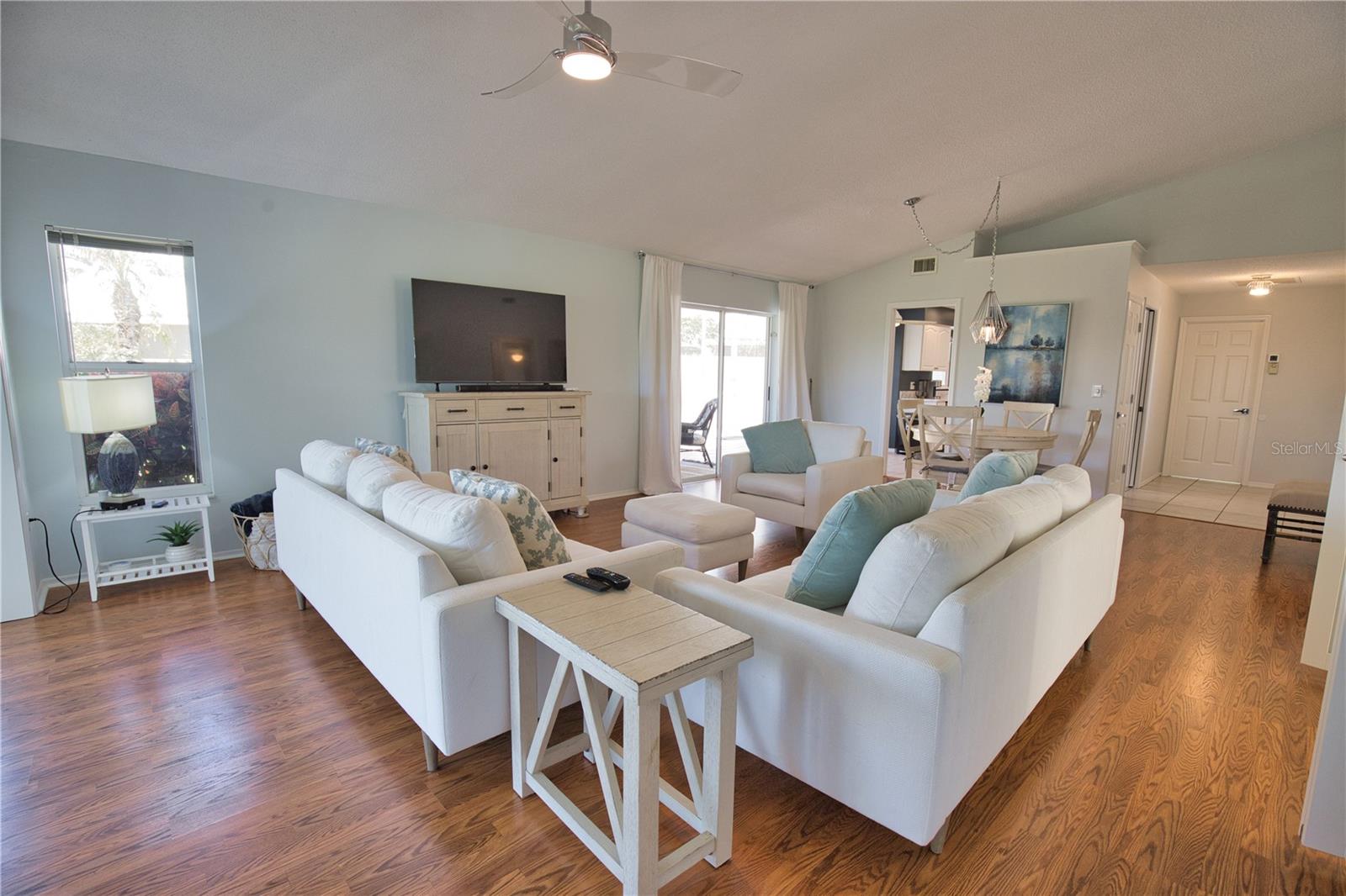 HARRINGTON LAKE - Residential
