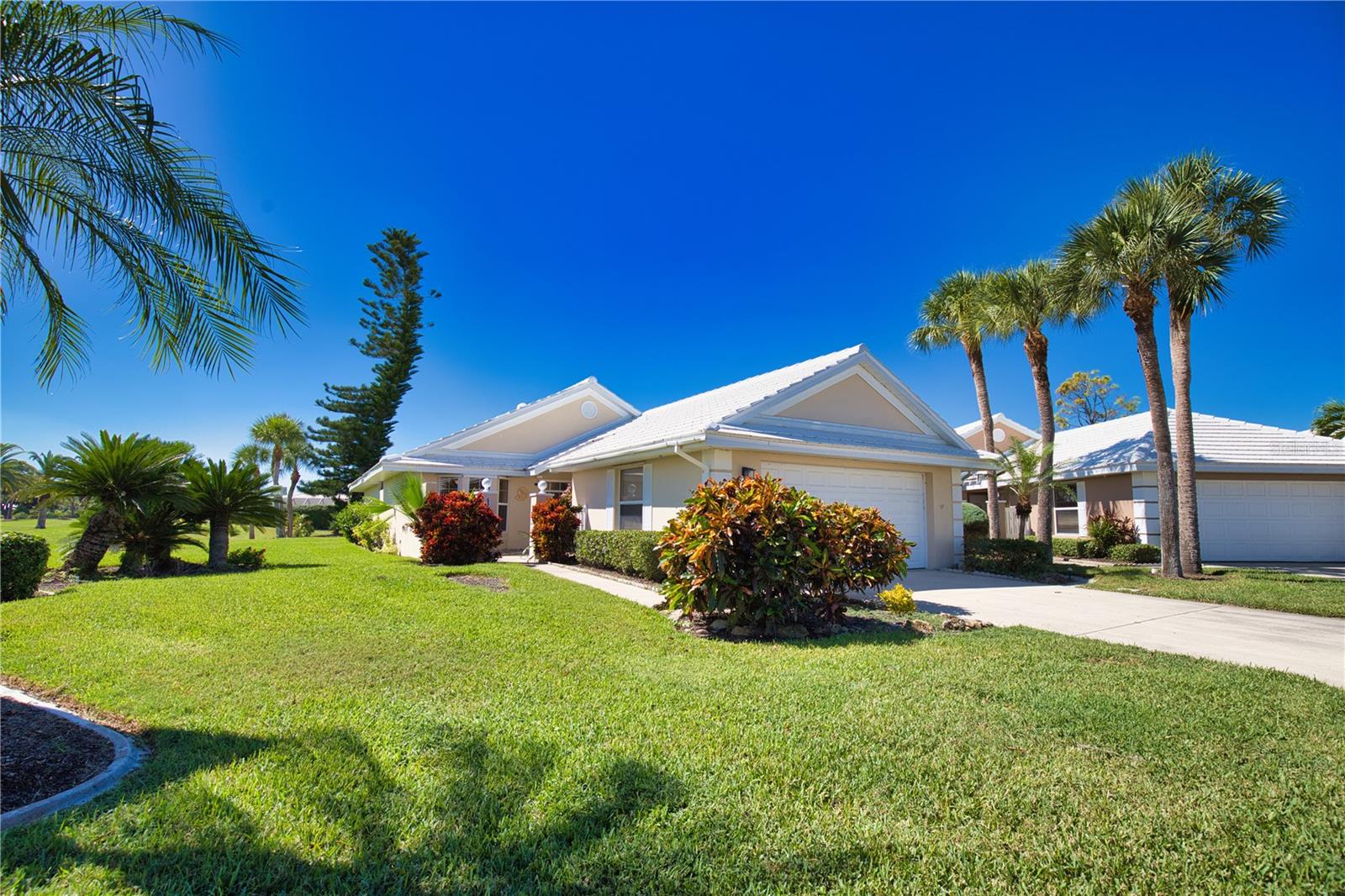 HARRINGTON LAKE - Residential