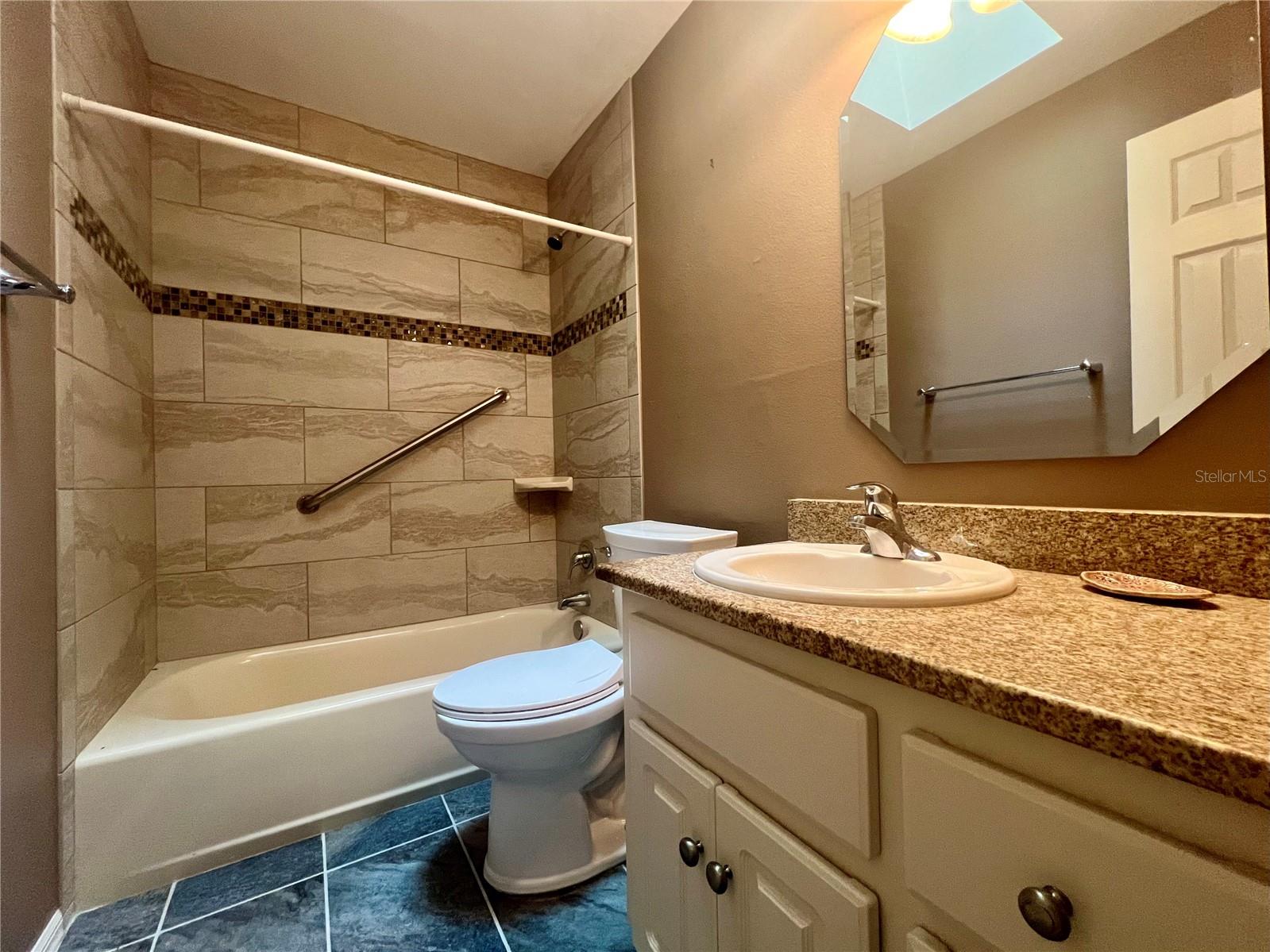 1308 ROXBURY DRIVE