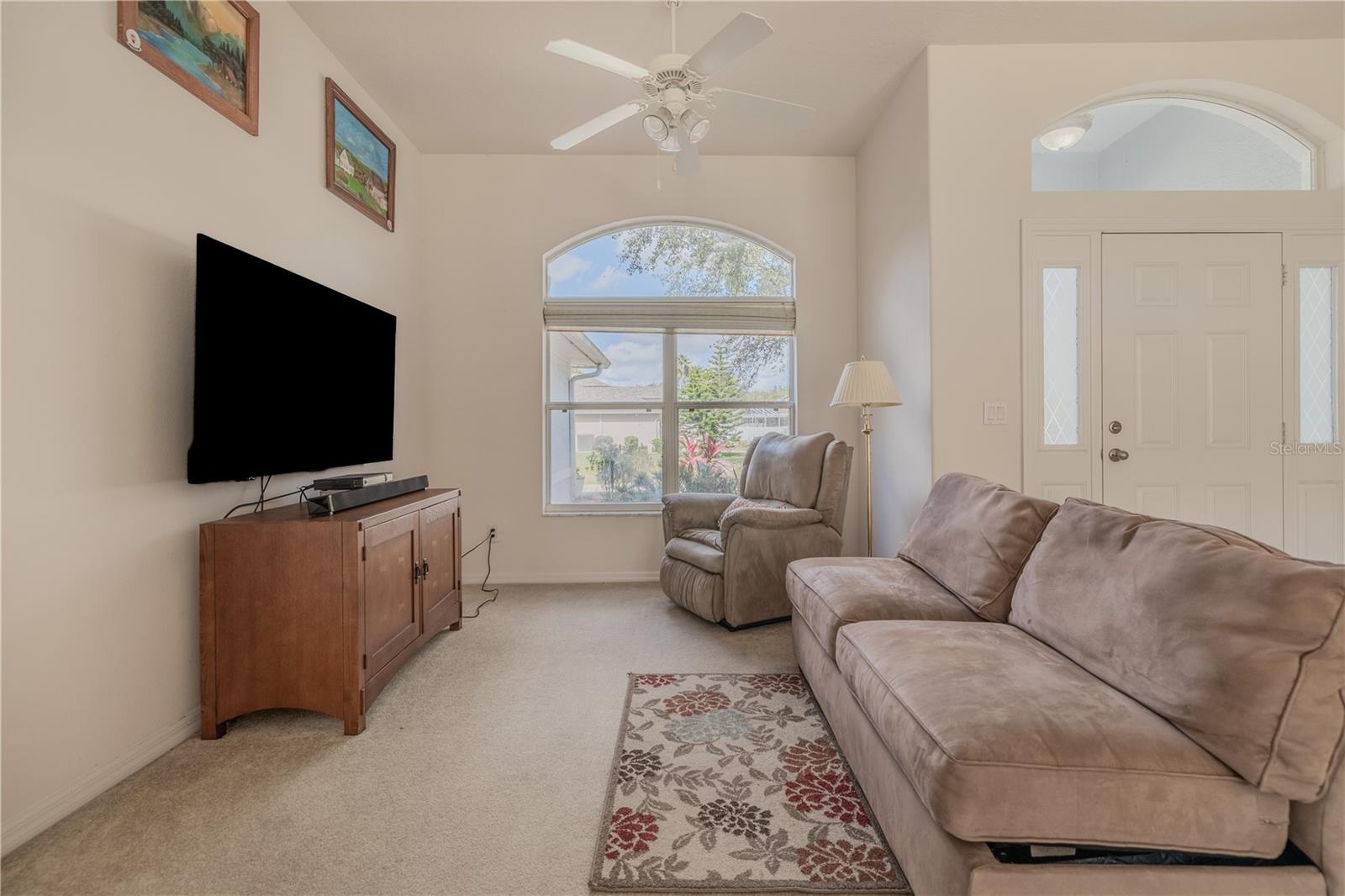 163 CHRYSANTHEMUM DRIVE