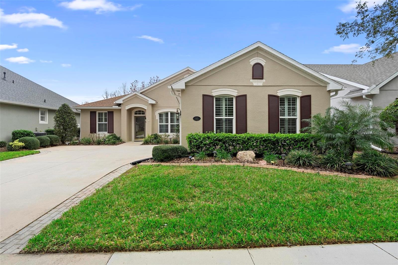 1115 HERON POINT WAY
