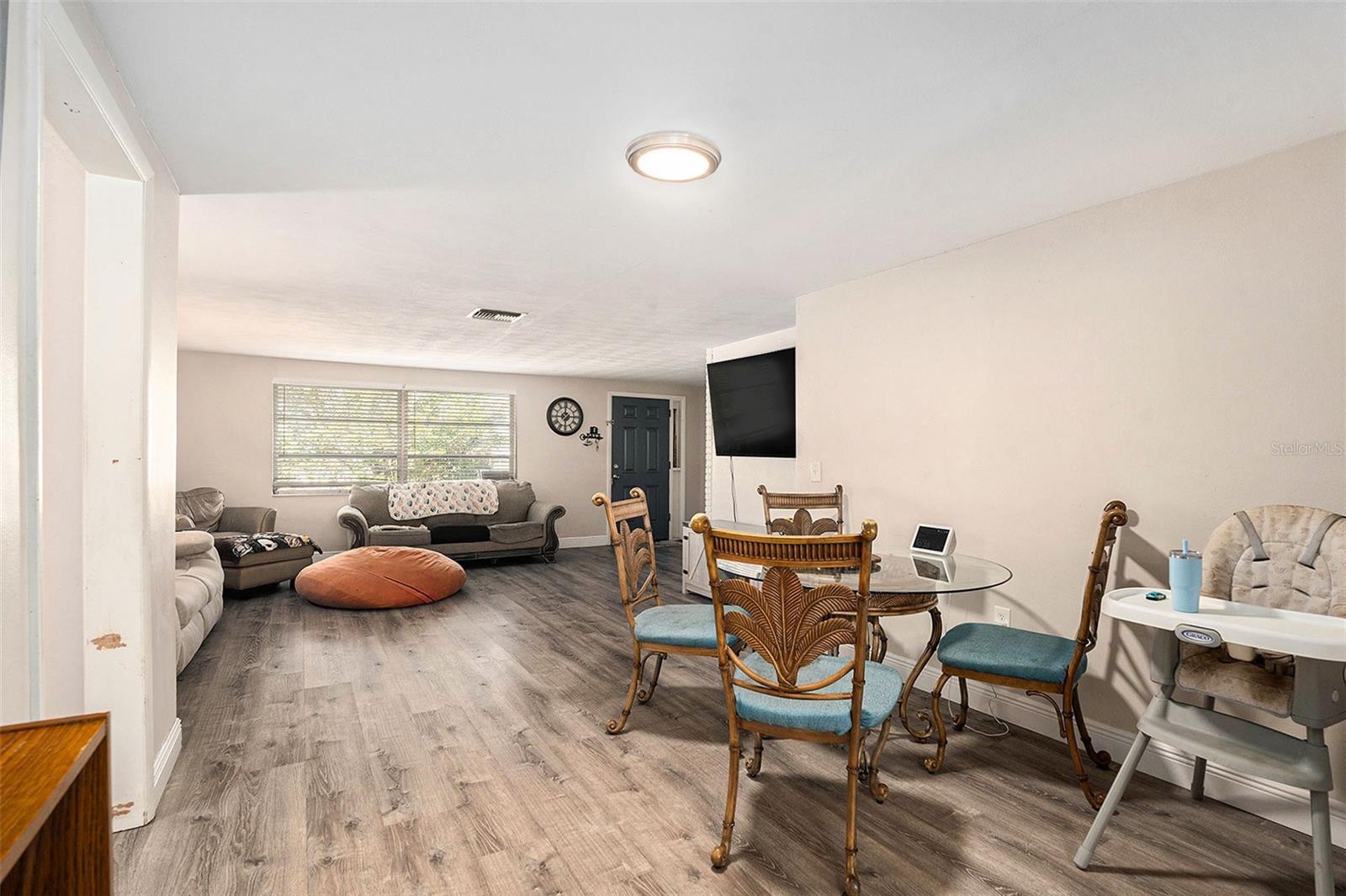 HOLIDAY HILL - Residential