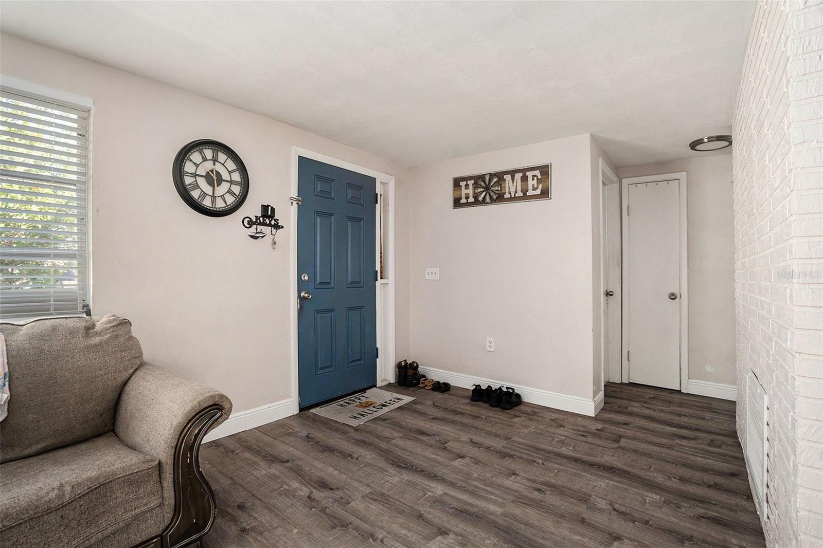 HOLIDAY HILL - Residential