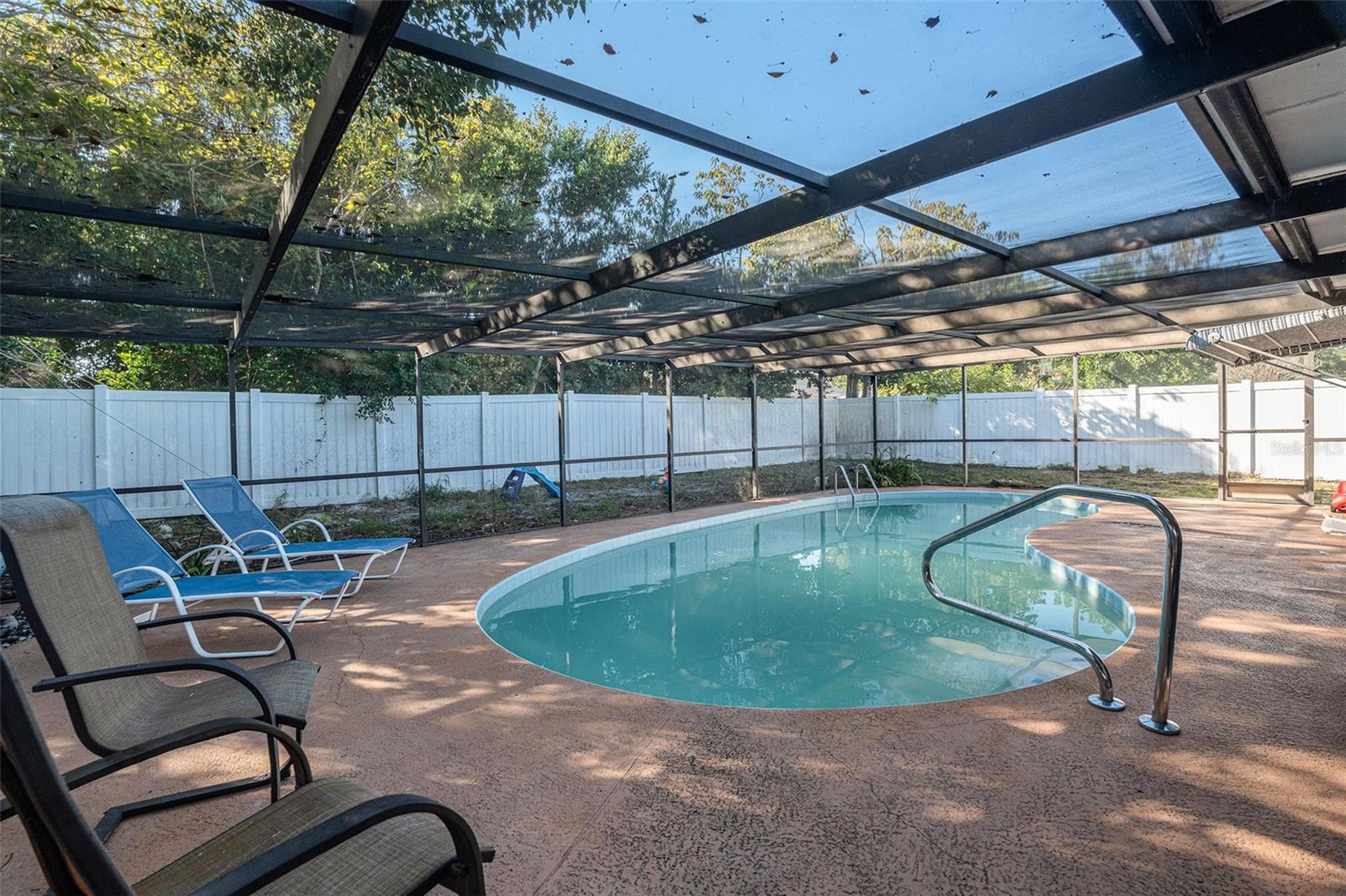 HOLIDAY HILL - Residential