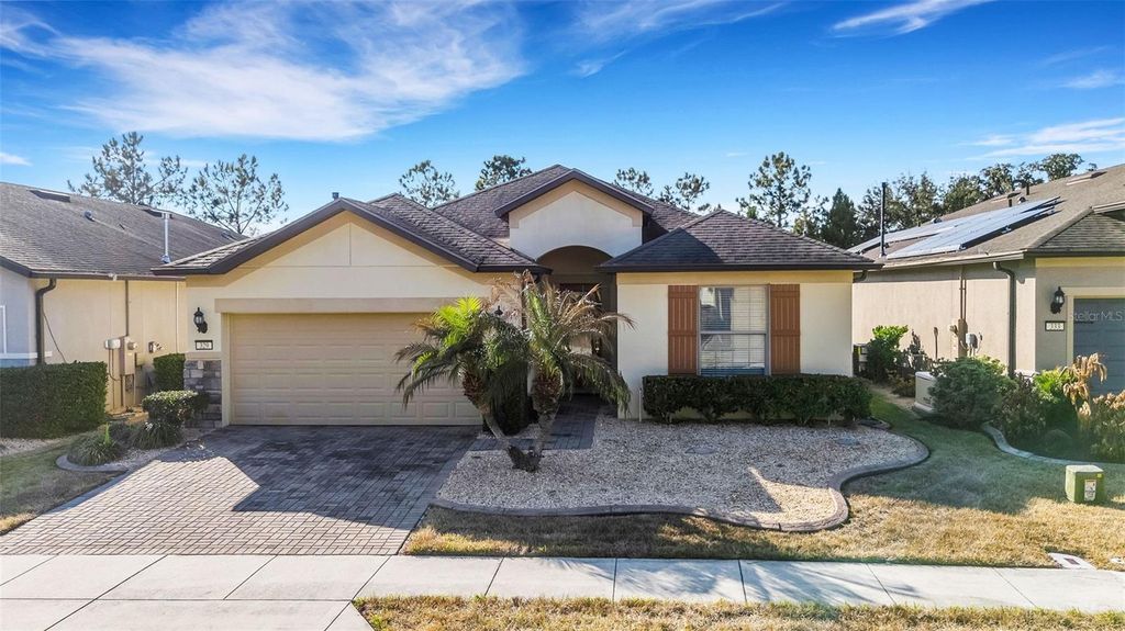Photo of 329 Alicante Court, Davenport, FL 33837 (MLS # S5143506)