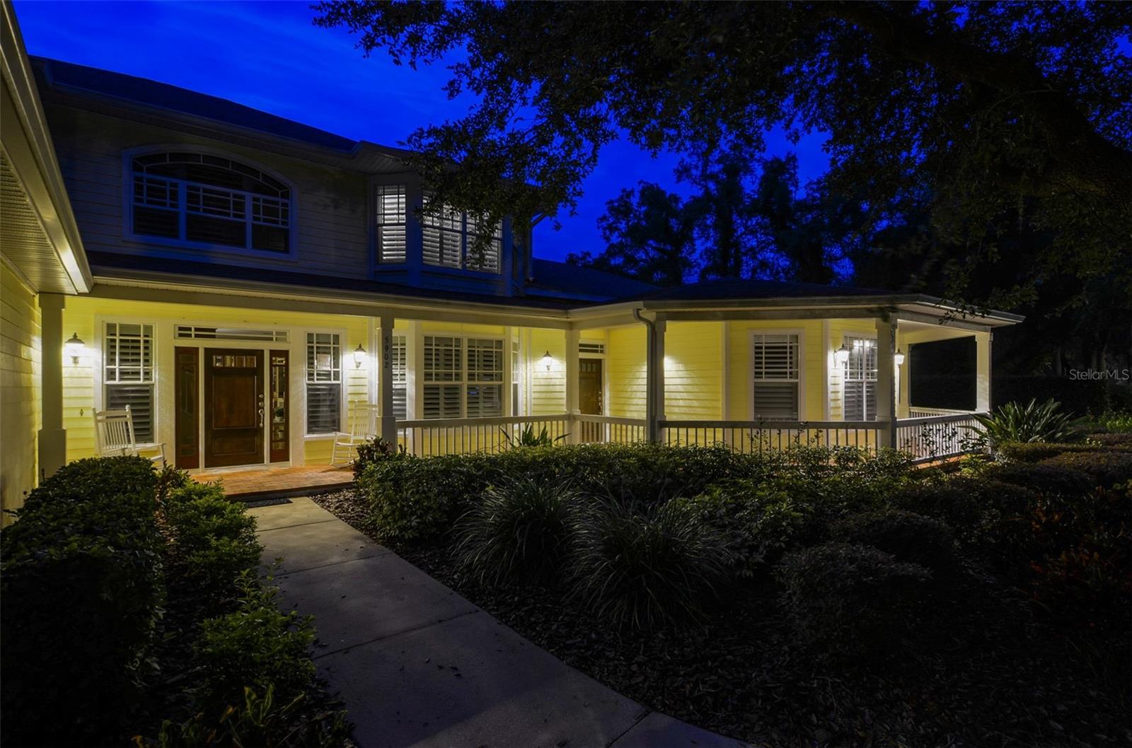 FISH HAWK TRAILS UN 1 & 2 - Residential